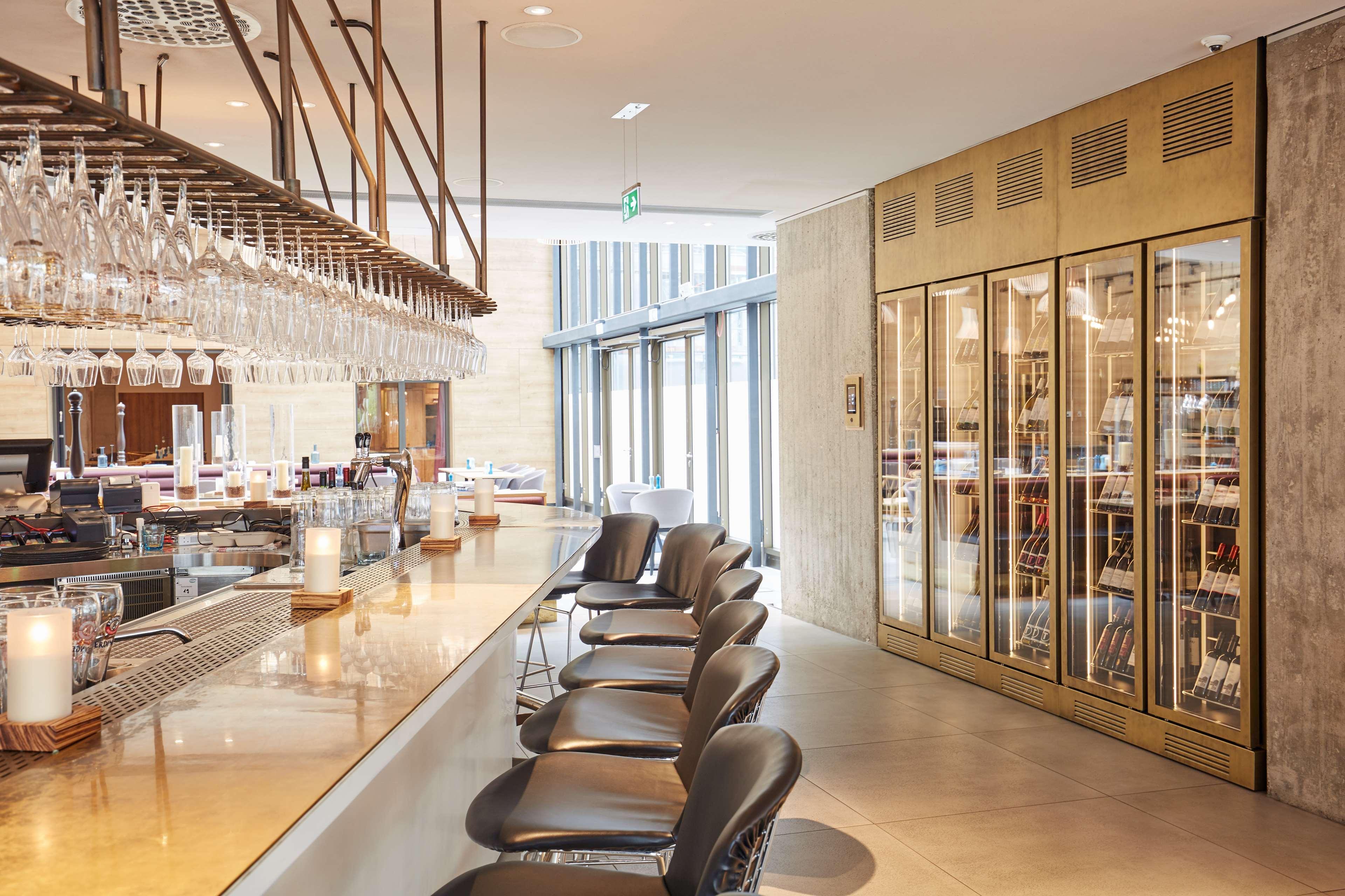 Отель Scandic Frankfurt Museumsufer 4*